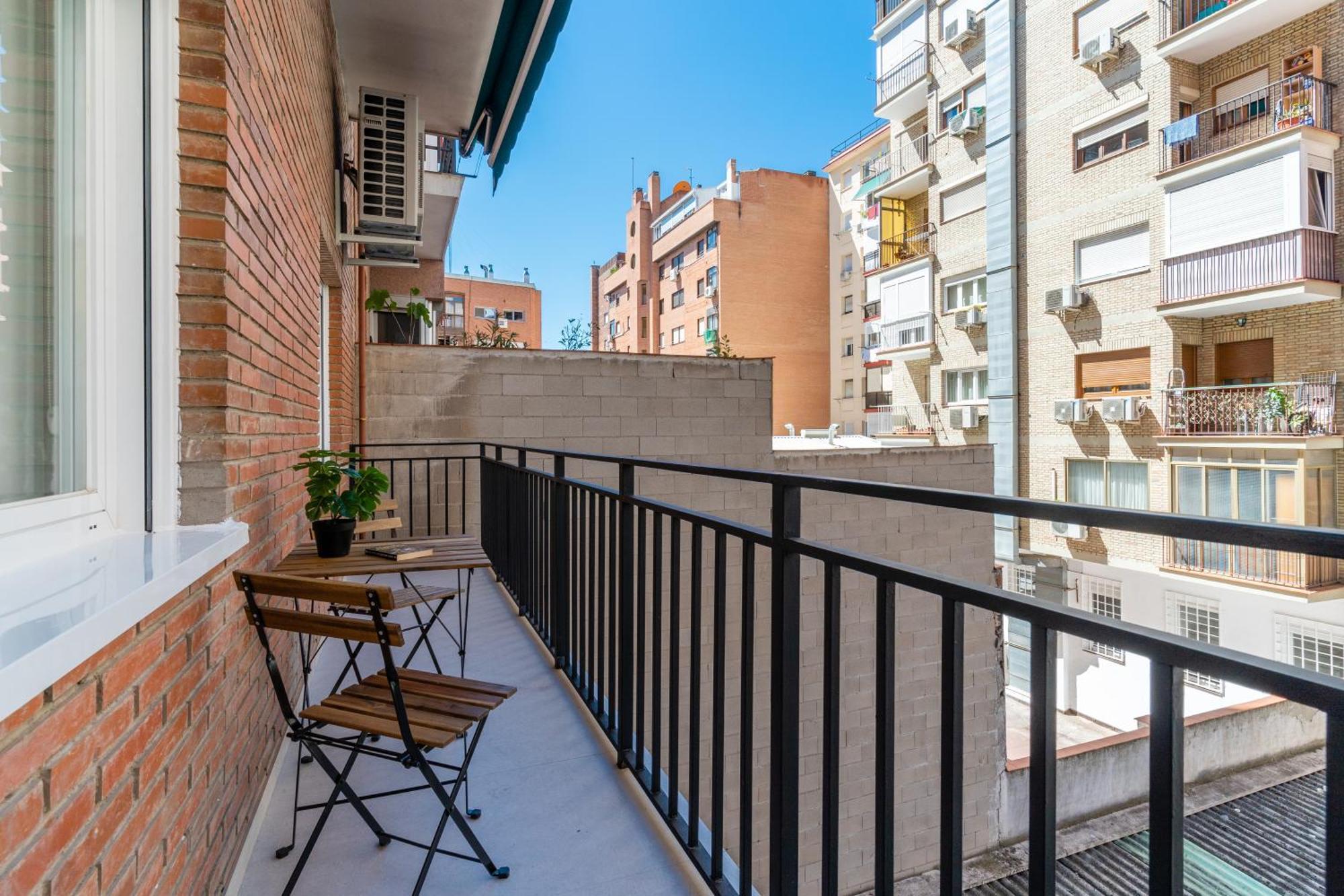 Laurel-Mintystay Apartments 马德里 外观 照片