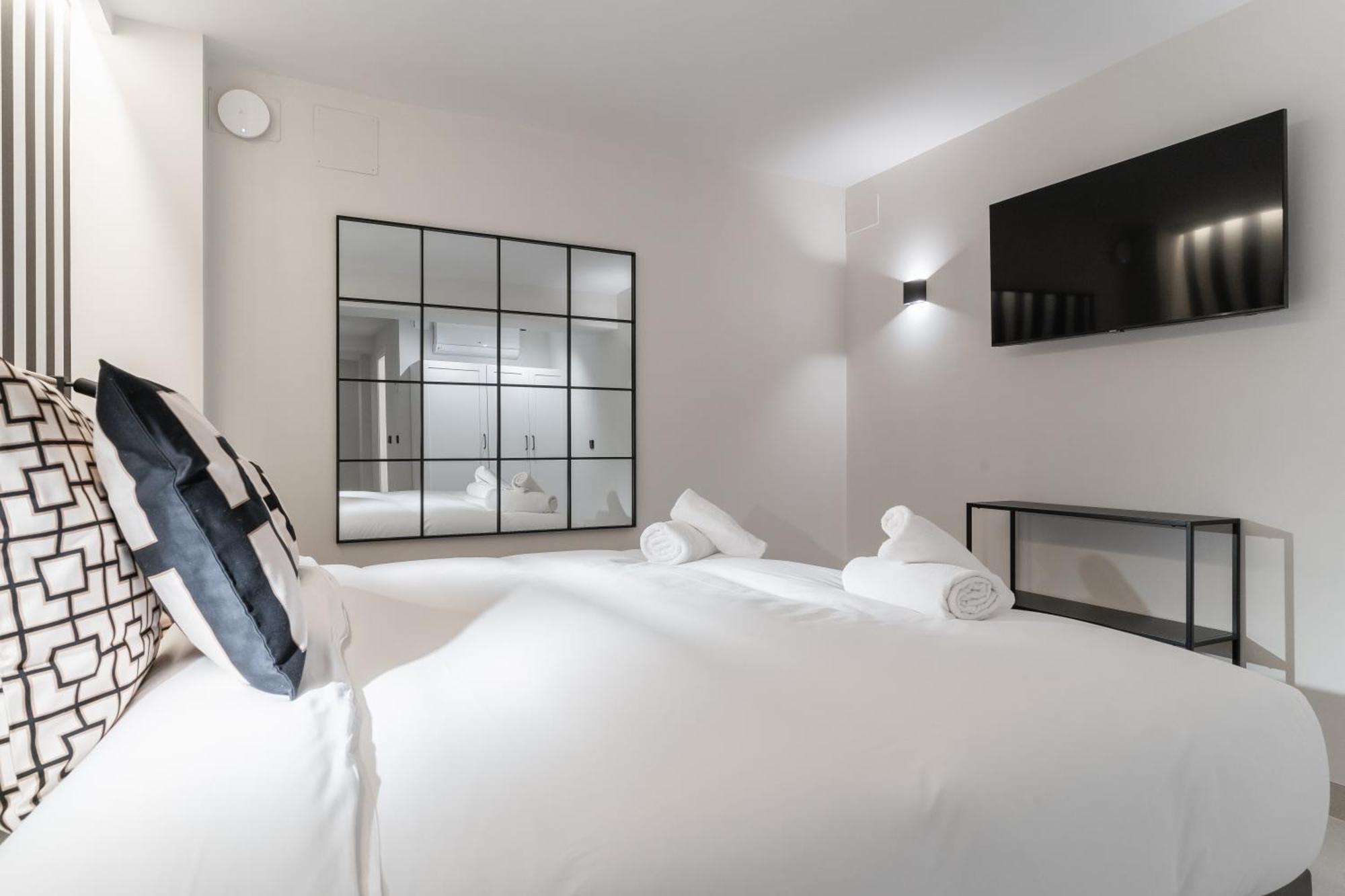 Laurel-Mintystay Apartments 马德里 外观 照片